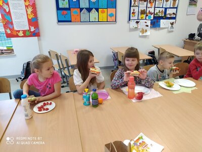 %%C5%%9Bniadanie daje moc 1d 3